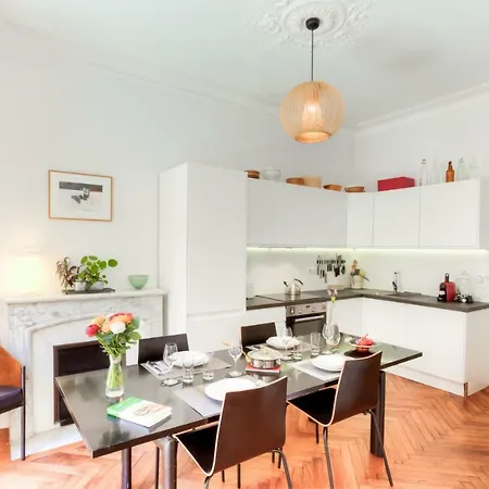 Apartment #11 Clemenceau Design Hyper Centre 10min & *